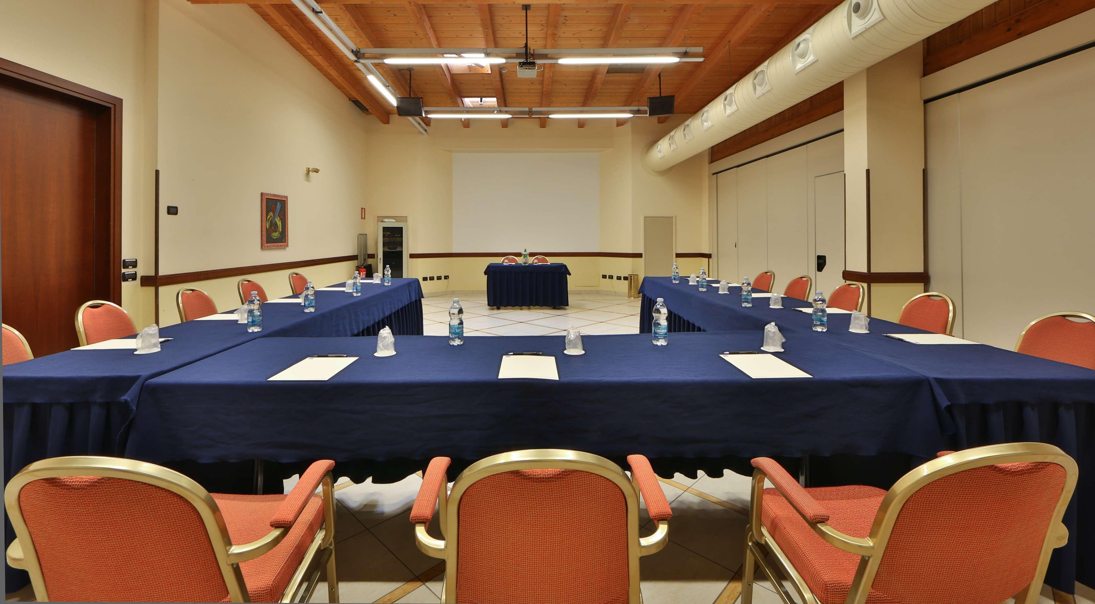 Best Western Classic Hotel Reggio Emilia Exterior photo